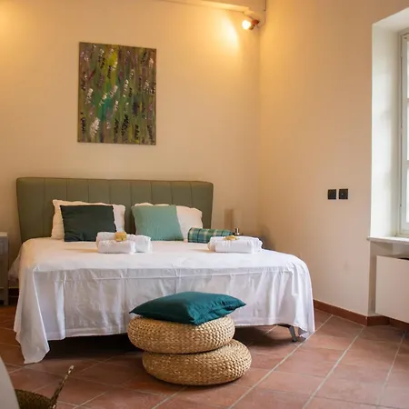 Villa Magna With Pool Alba Hills